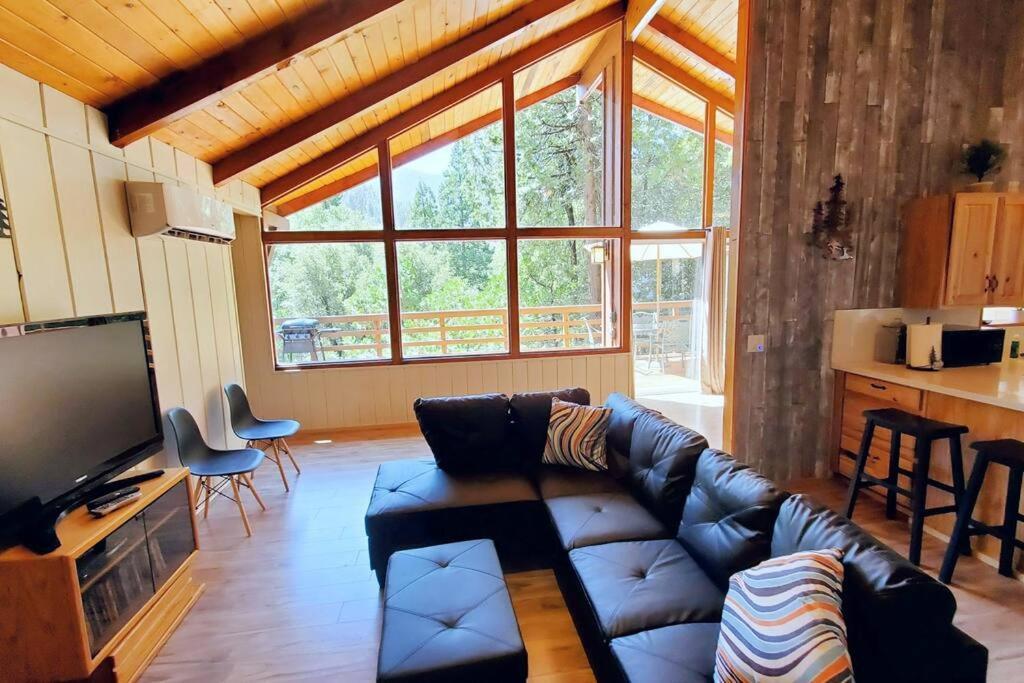 Redwood Retreat, Mountains, Adventure And Nature Ponderosa Екстериор снимка